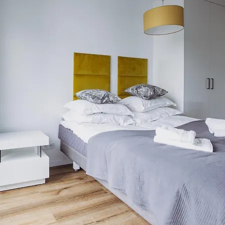 Art I Basen & W Centrum Z Balkonem, Faktura Vat * Lublin