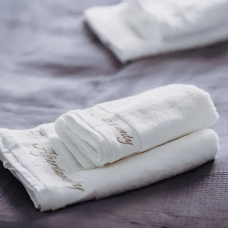 Art I Basen & W Centrum Z Balkonem, Faktura Vat * Lublin