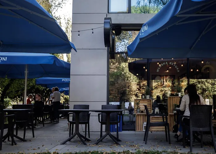 Art I Basen & W Centrum Z Balkonem, Faktura Vat Lejlighed